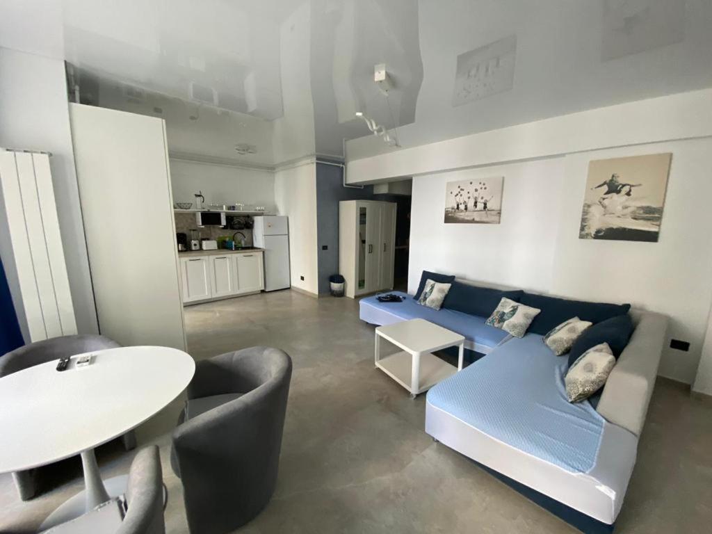 Aa Apartment Tomis Villa Năvodari Exteriör bild
